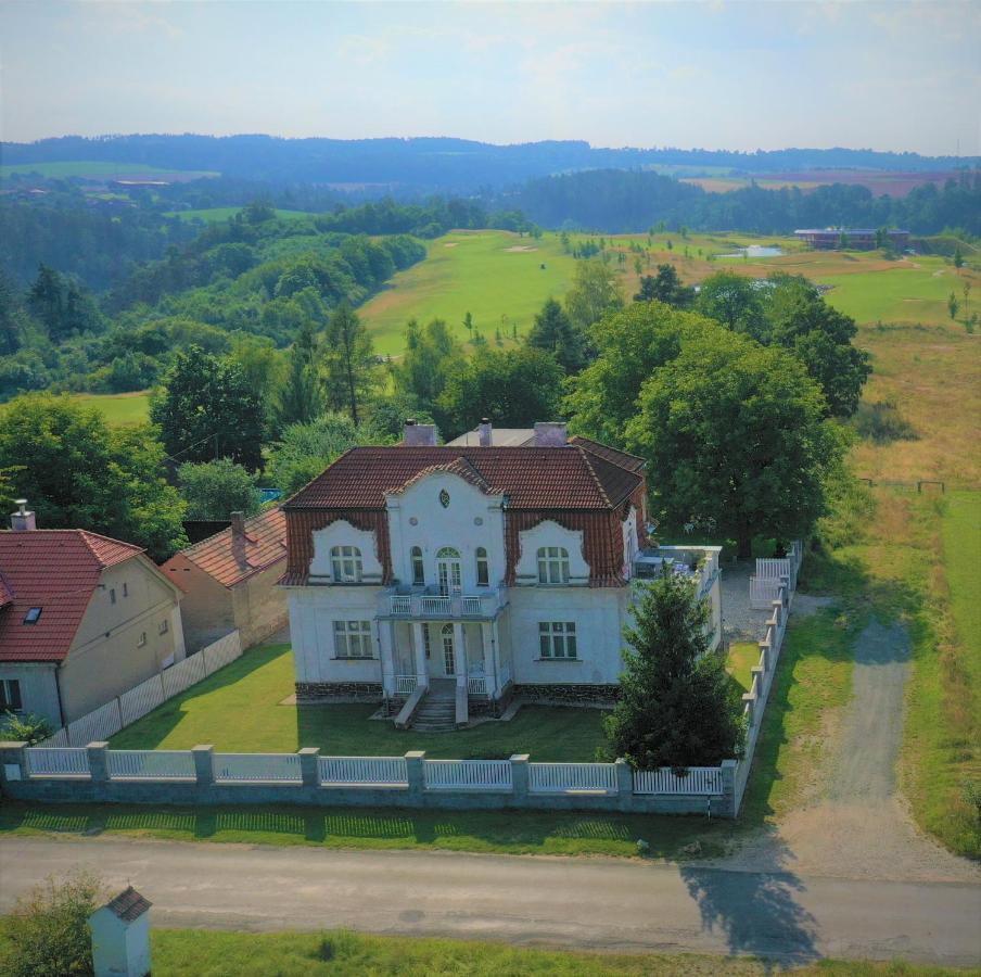 Apartmány Vila Mánička Kacow Exterior foto